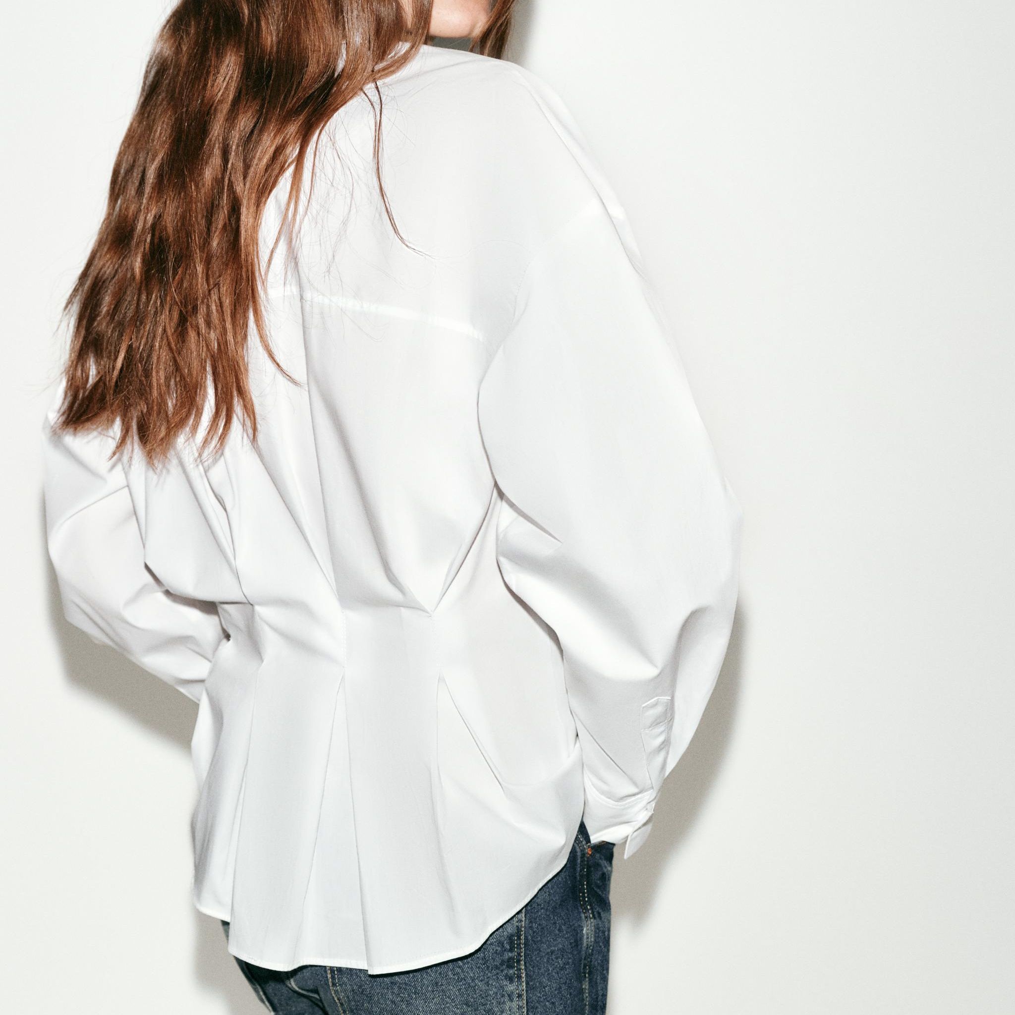 Poplin Shirt With Dart Detail on the Back