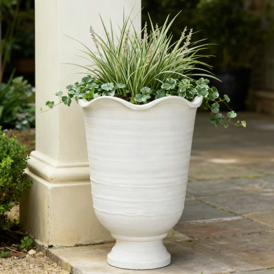 Allen + Roth 15.91" Indoor/Outdoor Plastic Urn Planter