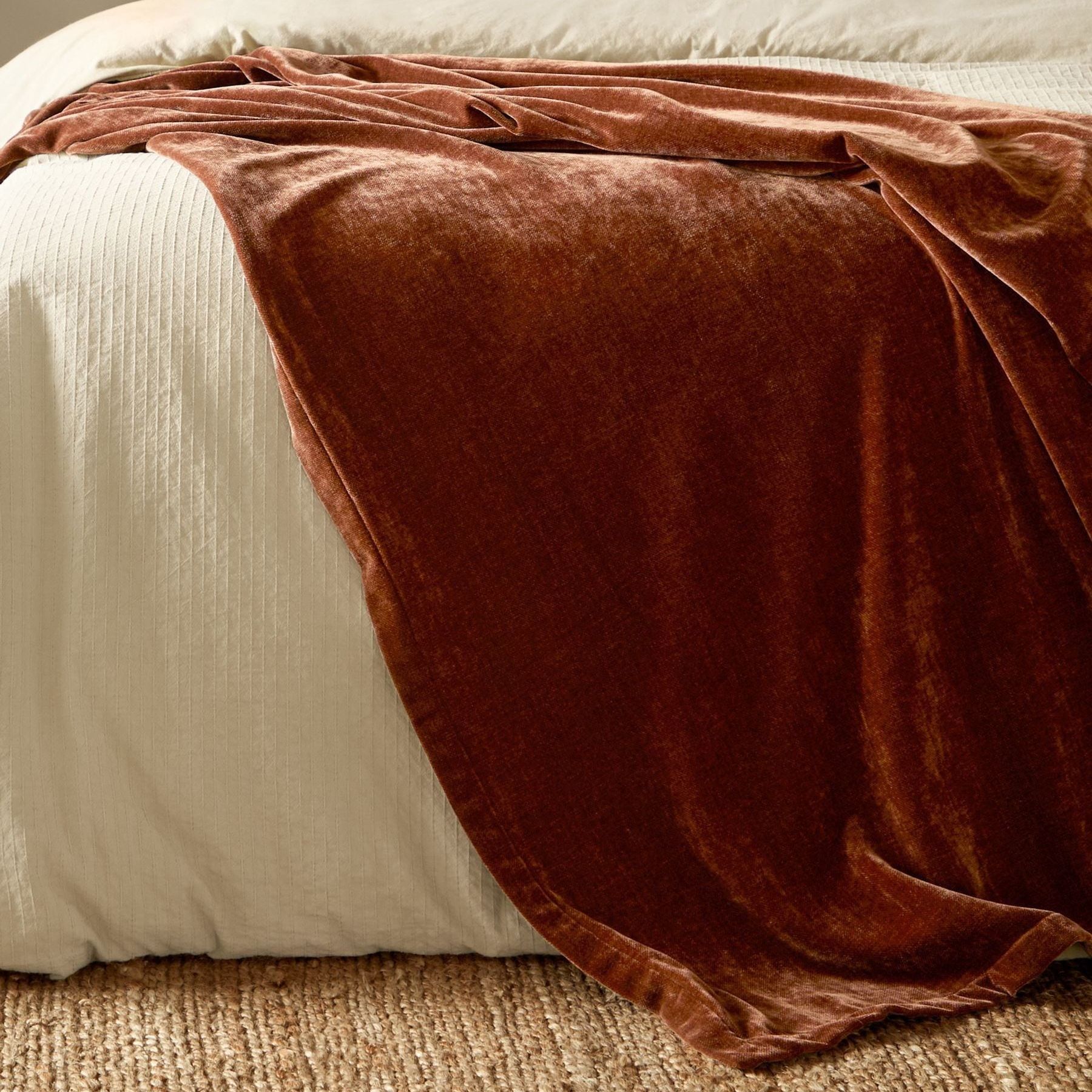 Yard Nutmeg Heavy Chenille Throw - Size 130x180