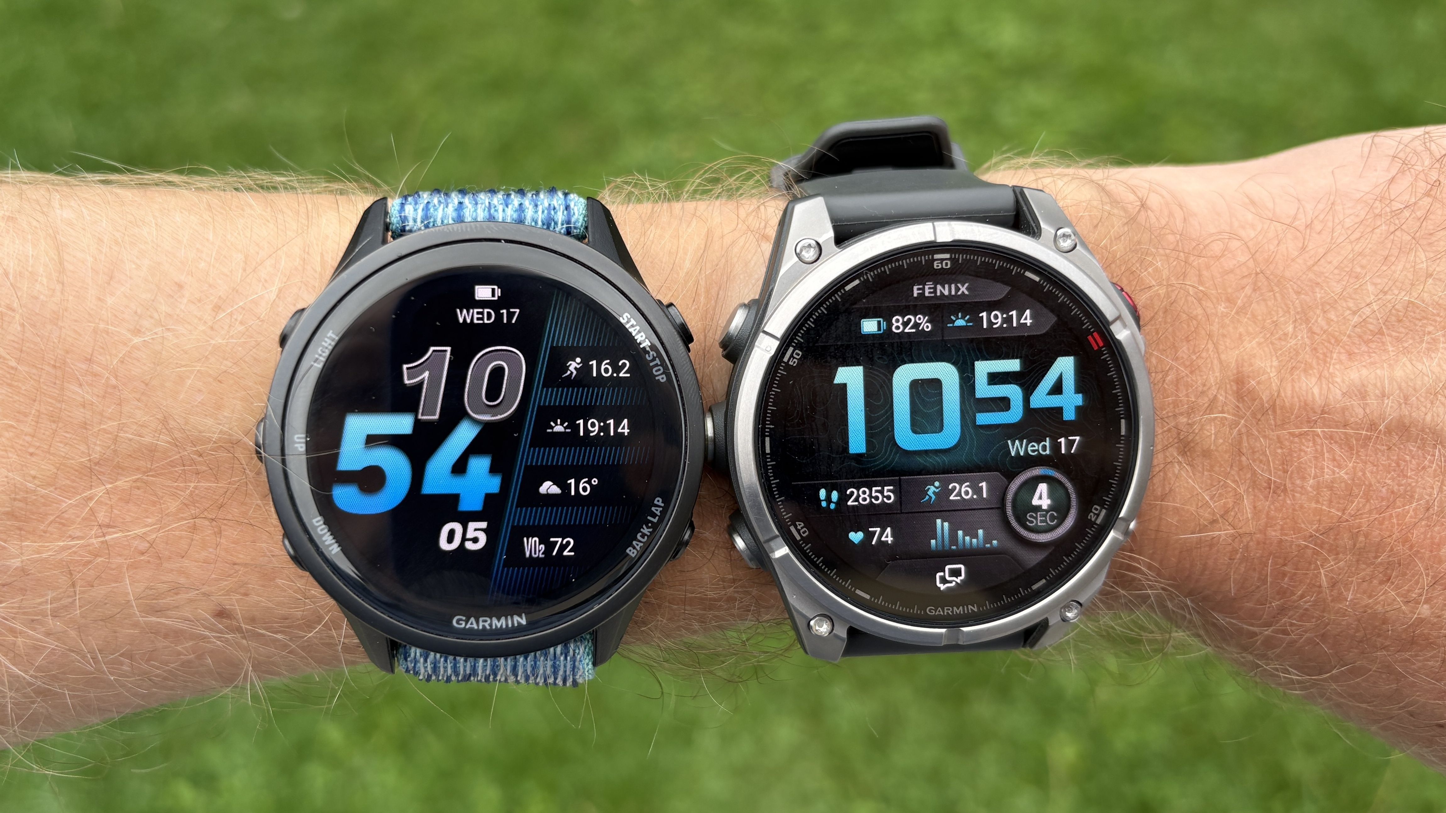 Garmin Forerunner 970 vs Garmin Fenix 8 Pro