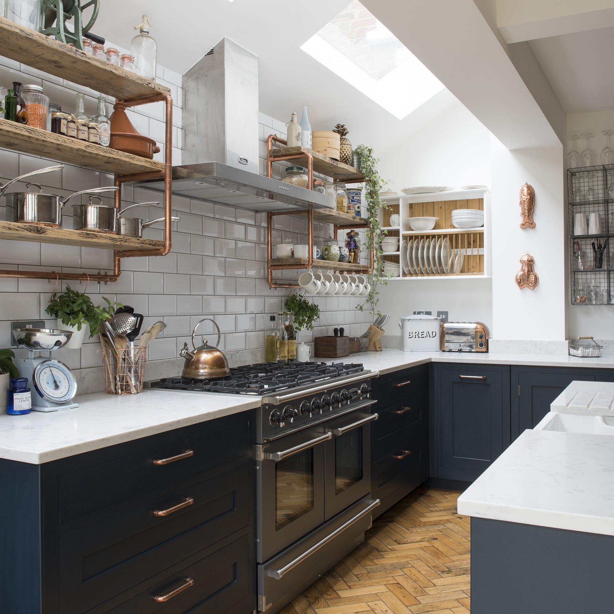 Georgian and Victorian kitchen inspiration: how to design and style yours |  Real Homes, image size:2000x2000