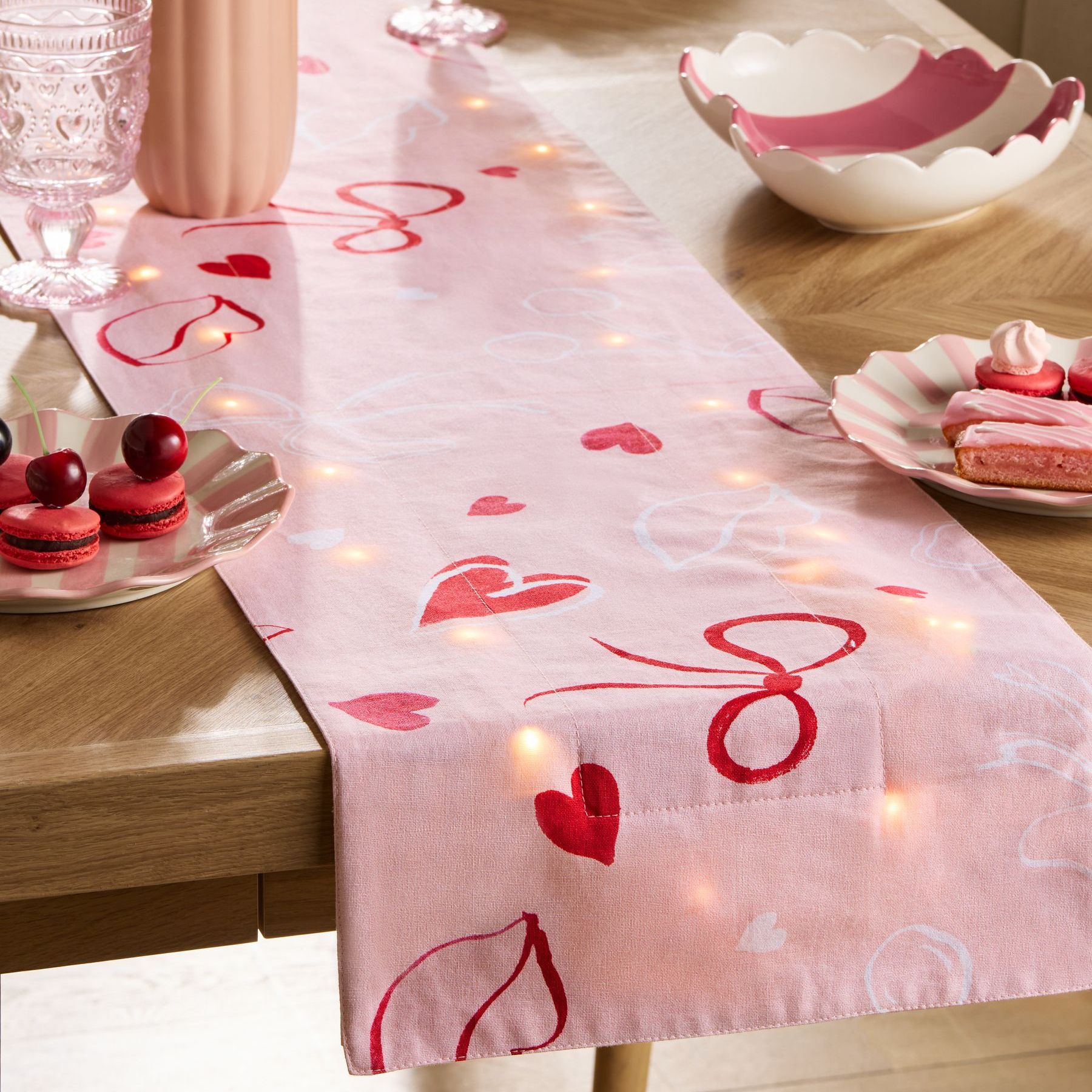 Pink Heart/bow Print Light Up Dining Table Runner