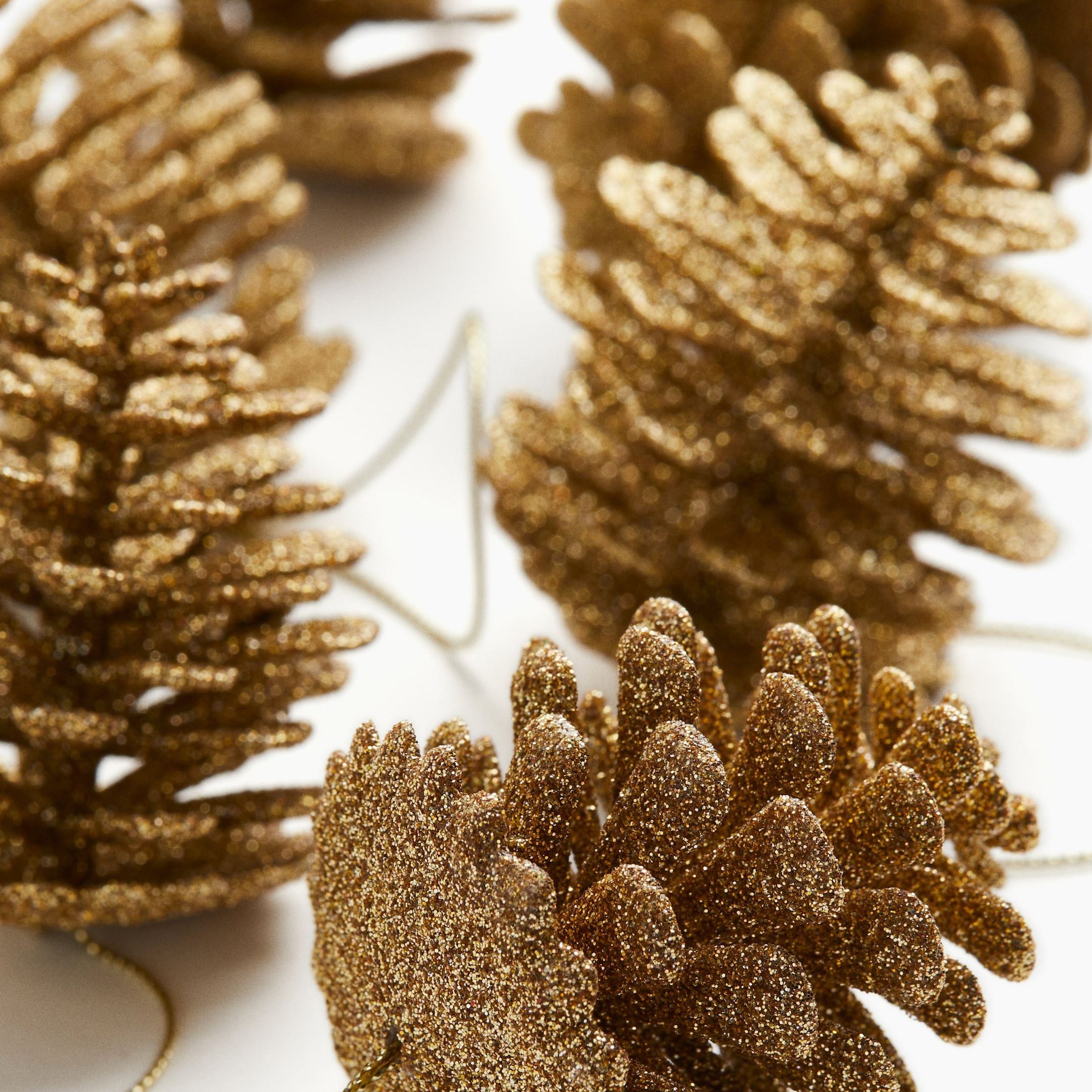 6-Pack Pine Cone Christmas Decorations - Gold-Coloured