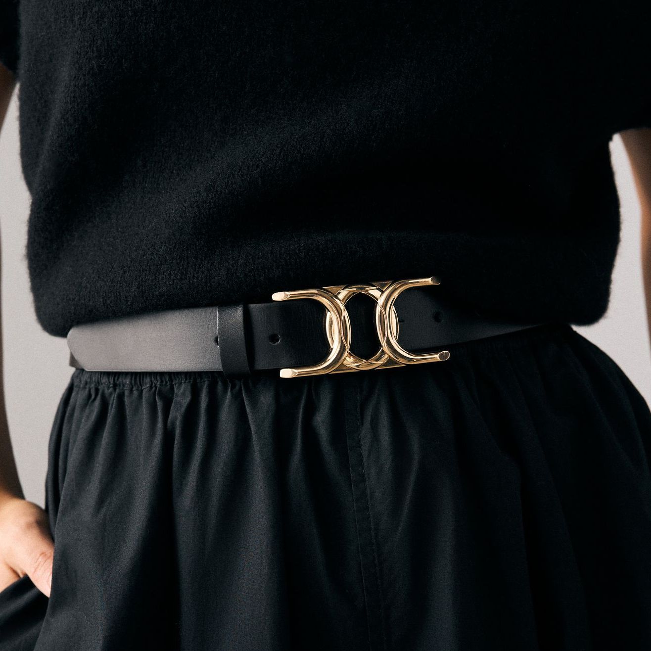 Black Regular Statement Buckle Leather Belt - Size X-Small