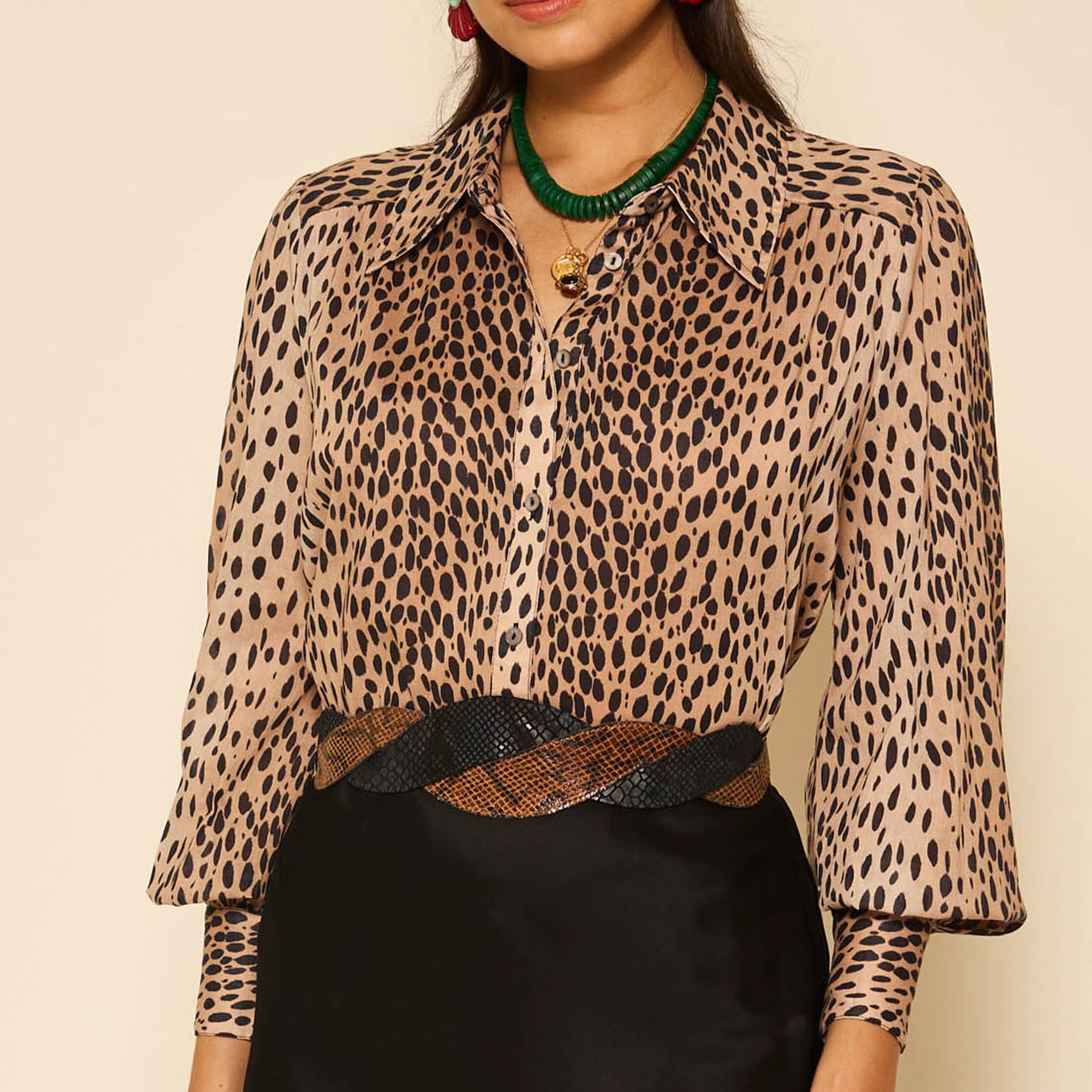Blake Cotton Shirt in Brown Antelope Spot Black
