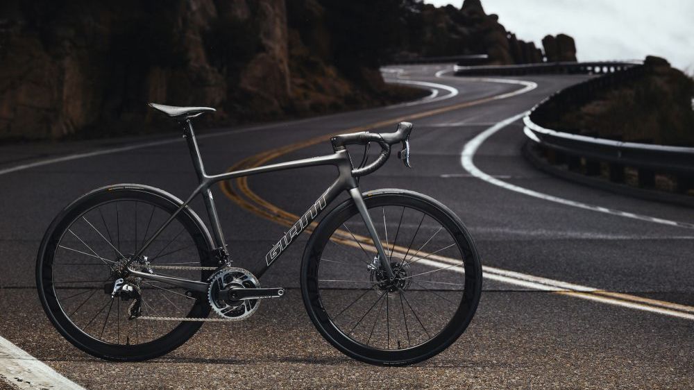 giant bicycles 2022 models Defy Advanced 2 105 any route 2022 Giant TCR Advanced SL
