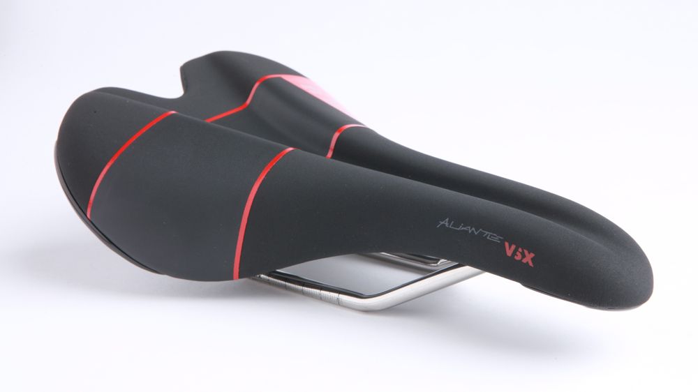 パーツ fizik Aliante VS Fizik Aliante Versus X (VSX) Kium Saddle: For Bull - 142mm