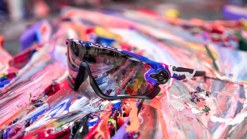 アート・デザイン・音楽 Oakley Assouline Oakley: Oakley: 9781614282686: Amazon.com: Books