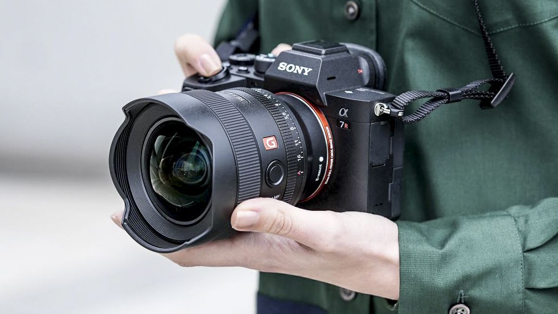 Sony FE 14mm F1.8 G Master
