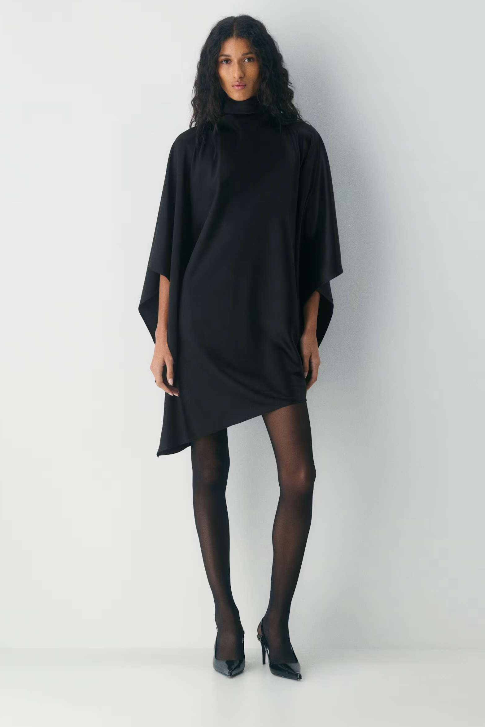 Ten, Fan Satin Dress