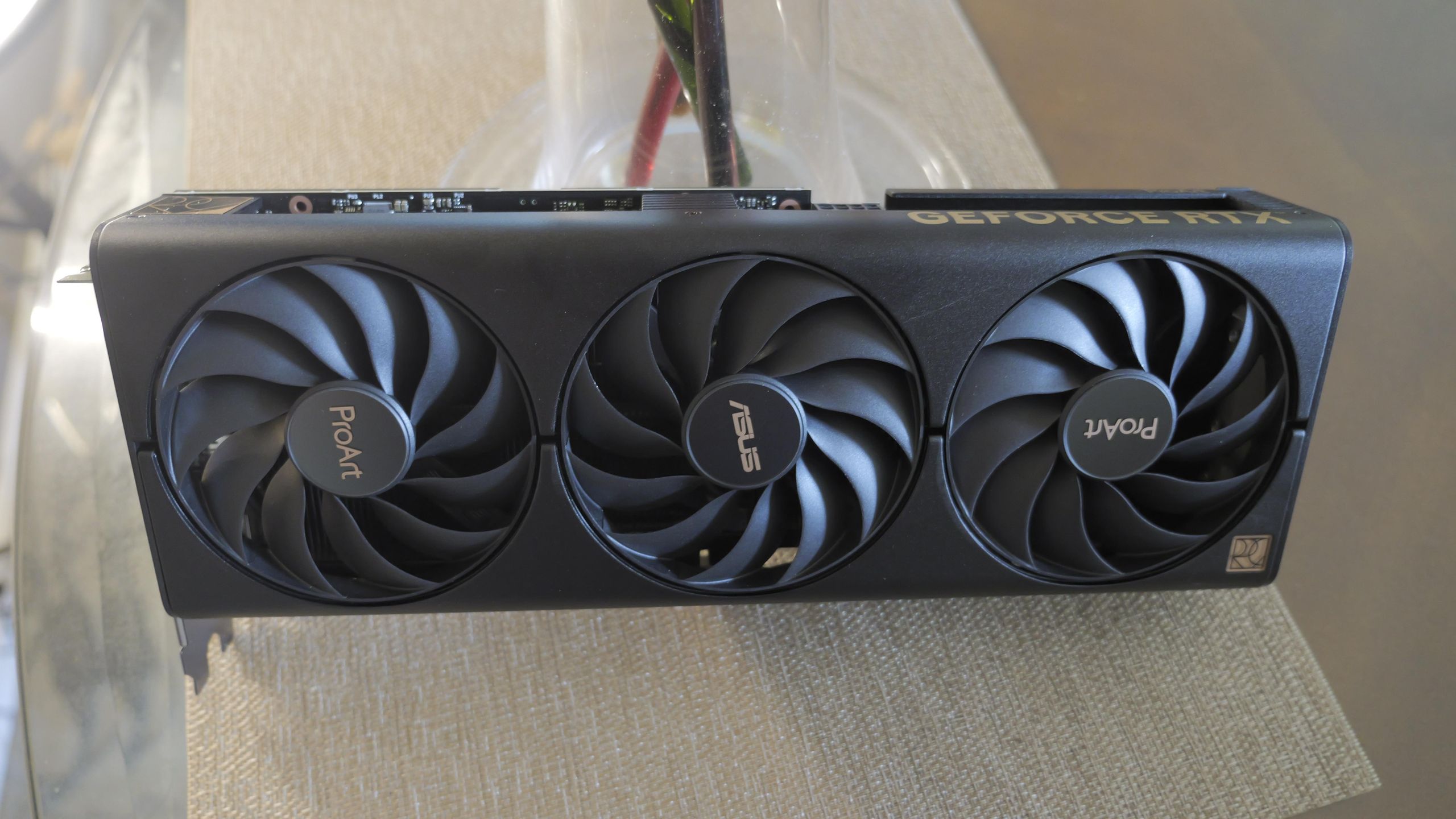 ASUS ProArt RTX 4070 Ti Super review: all the power multimedia