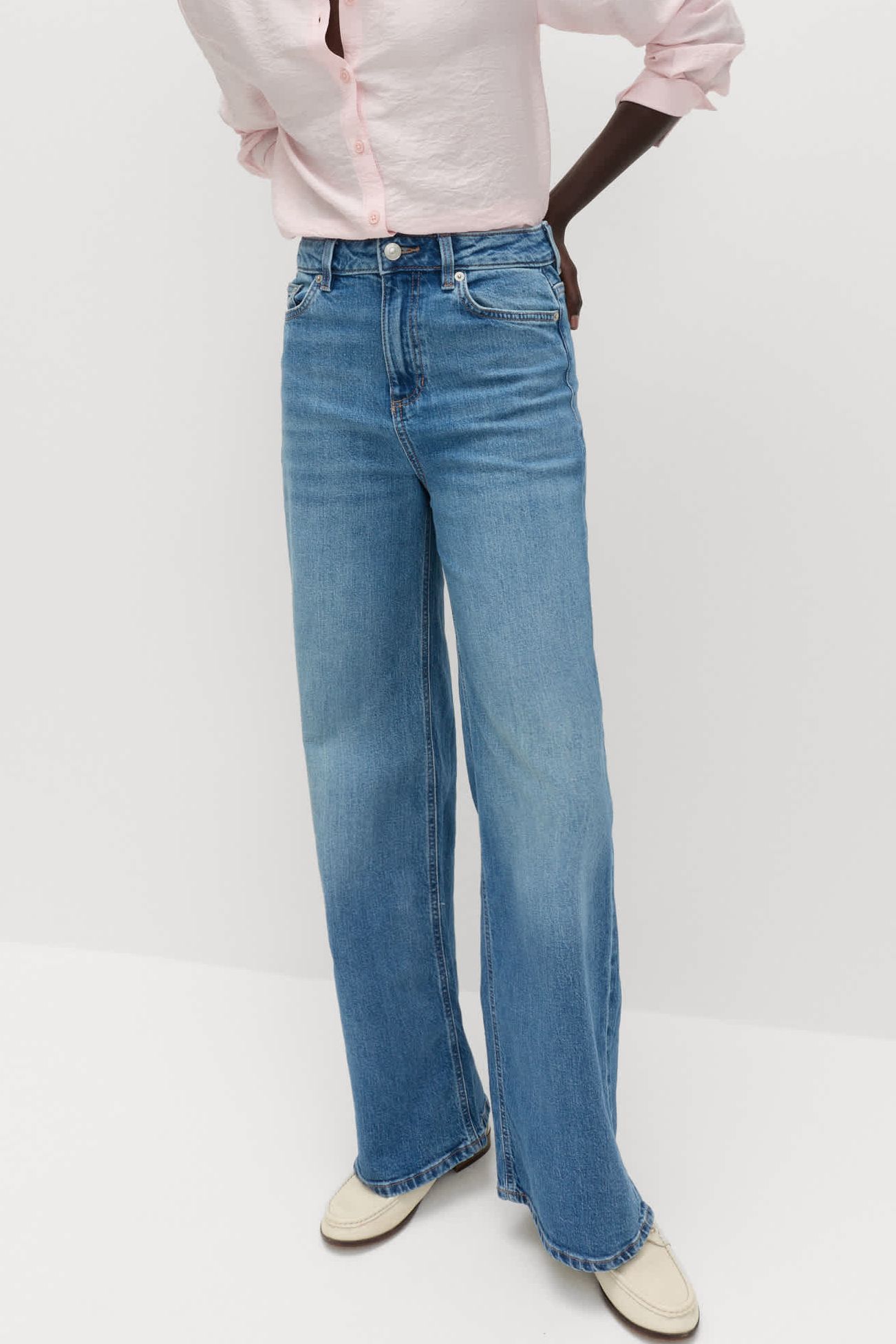 The Wide-Leg Jeans