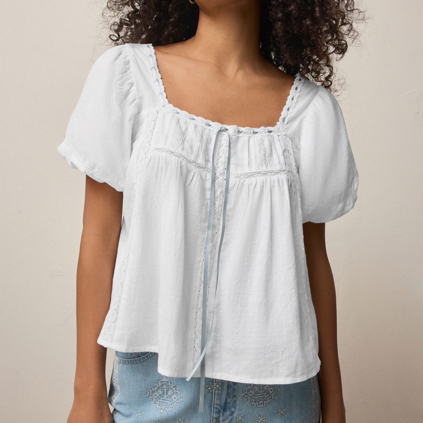 White/blue Puff Sleeve Short Sleeve Top