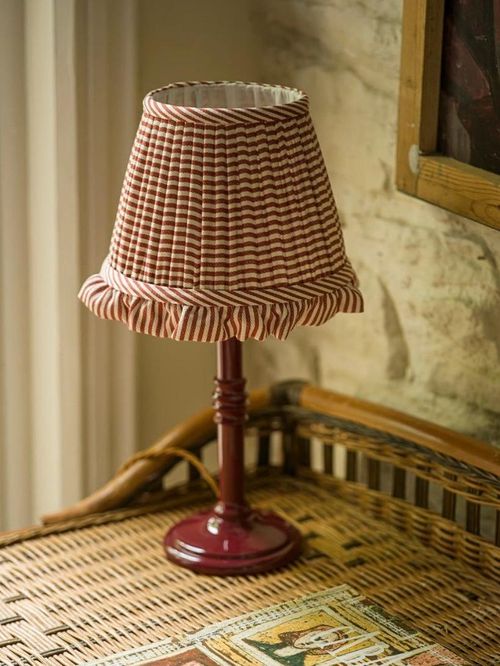 The Fine Horizontal Stripe in Crabapple