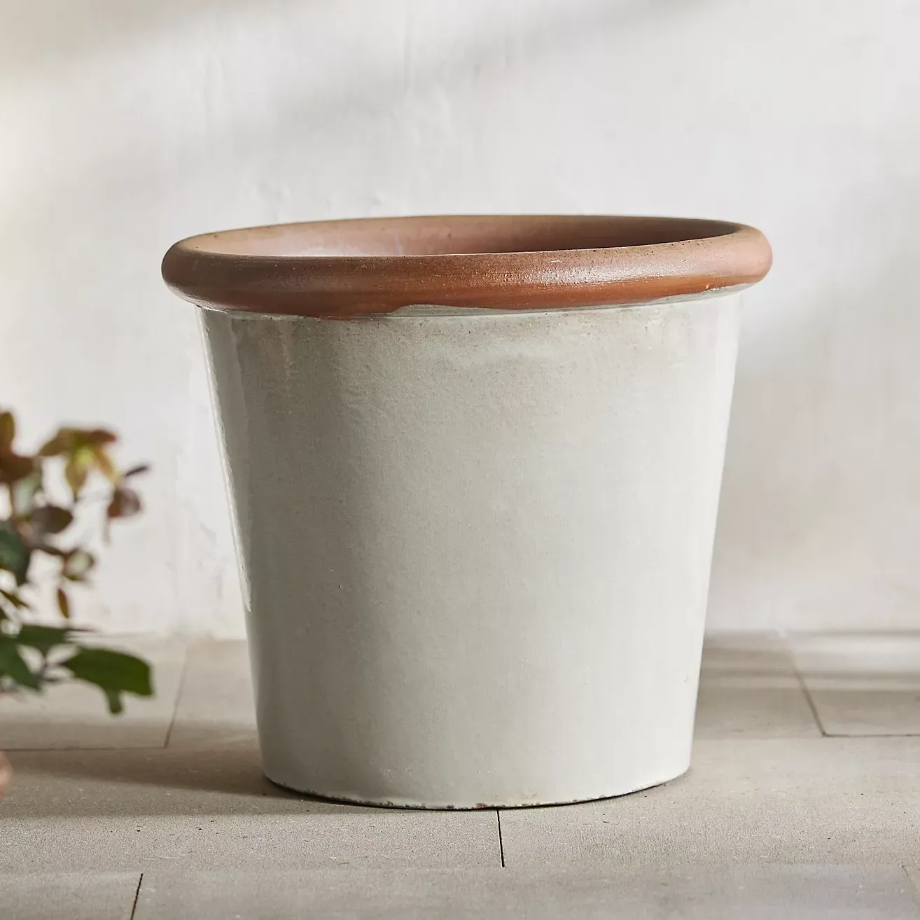 Raw Rim Stoneware Taper Planter