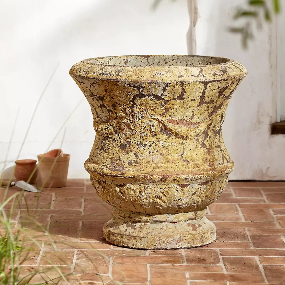 Barnacle Thistle Urn