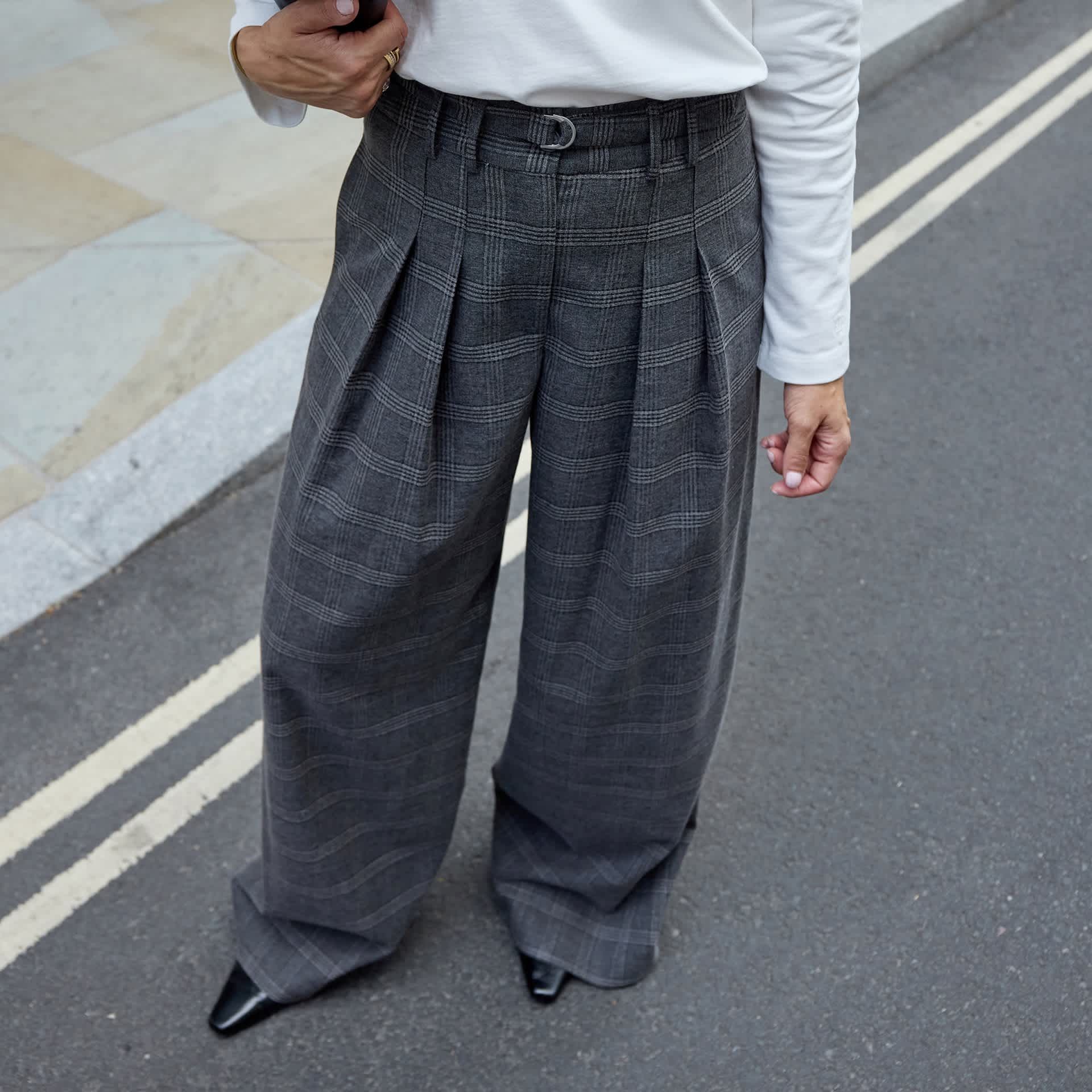 Checked Belted Tailored Wide Leg Trousers