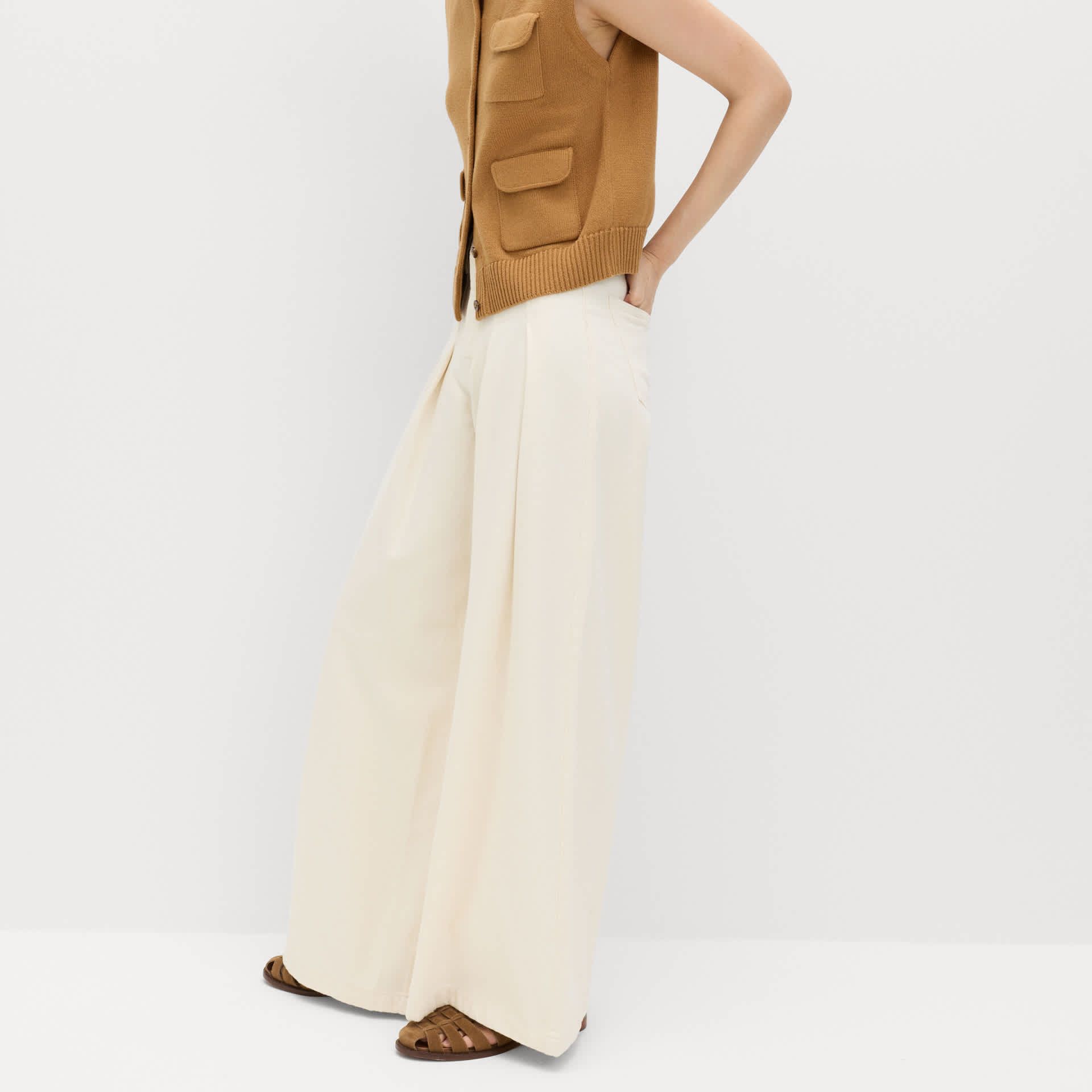 High Waisted Pleated Palazzo Jeans