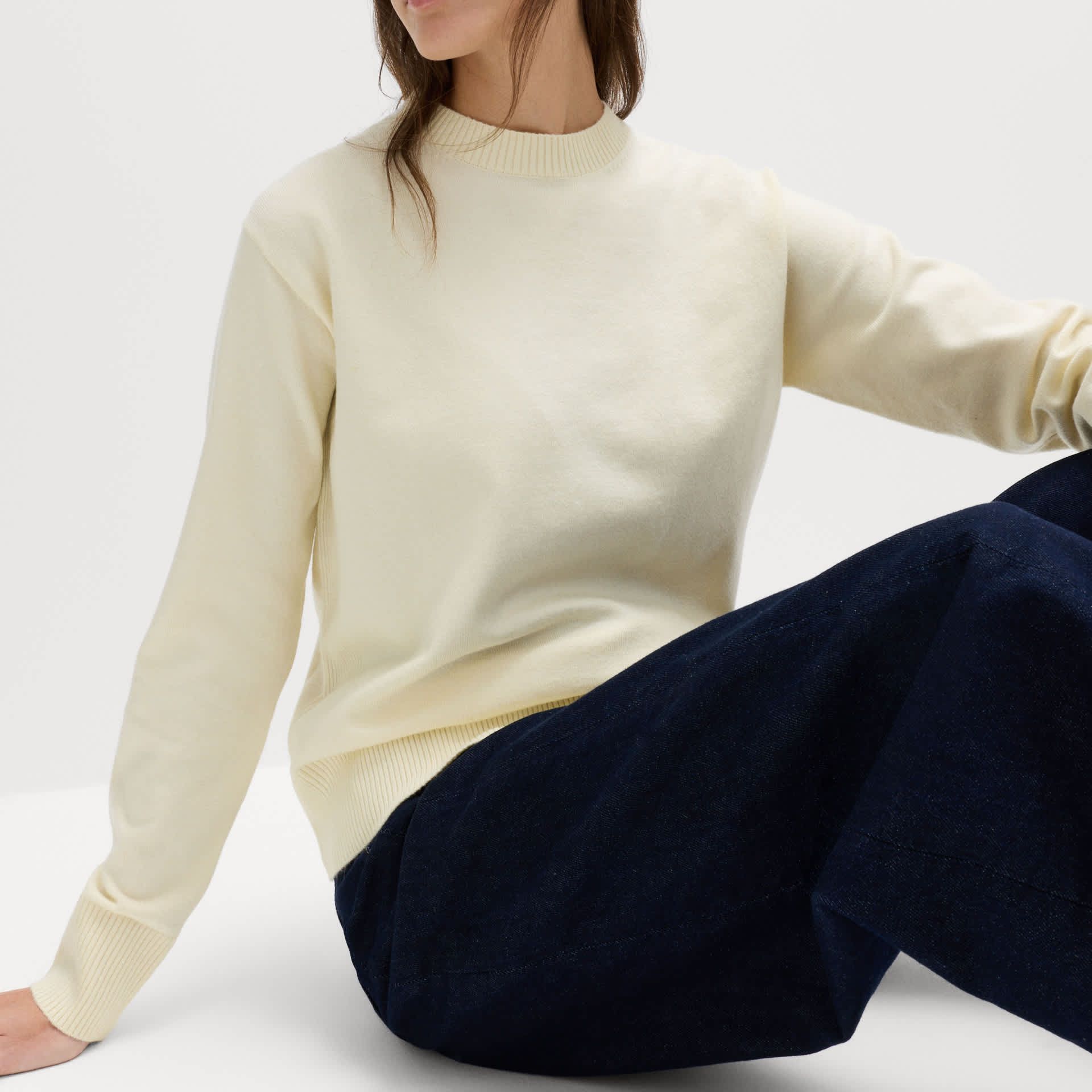 Air-Yarn Crew Neck Jumper