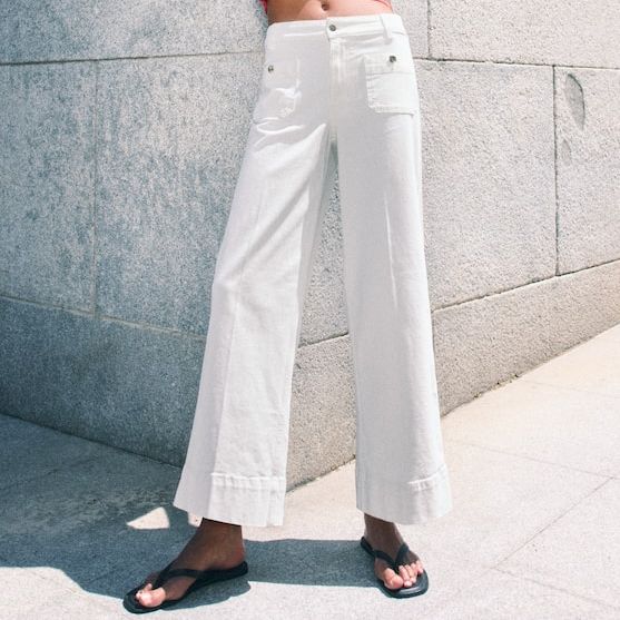 Wide High Ankle Jeans