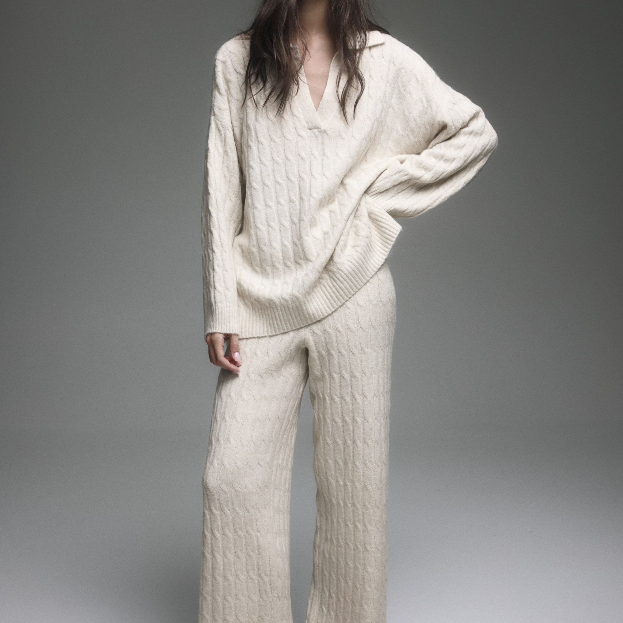 Cable-Knit Jumper - Light Beige Marl