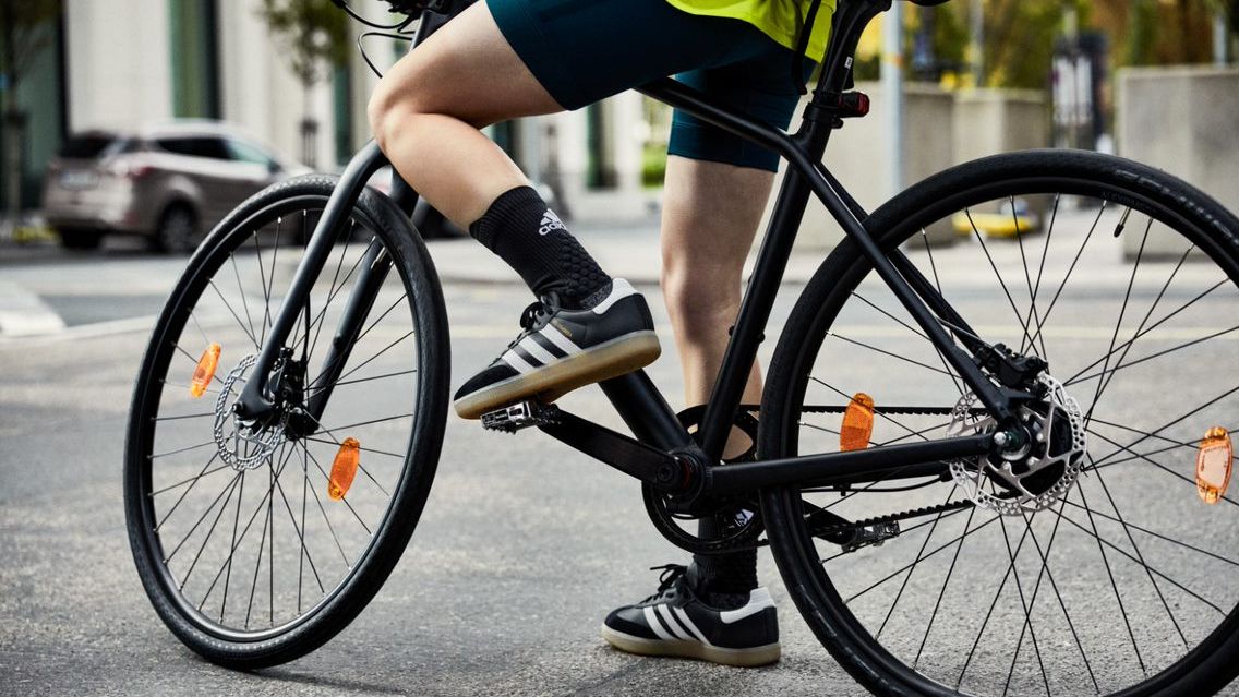 ウェア Adidas Velosamba Adidas's new Velosamba shoe launched to cater for city