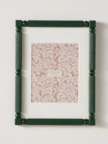 Benedicta Gallery Geometric Resin Photo Frame