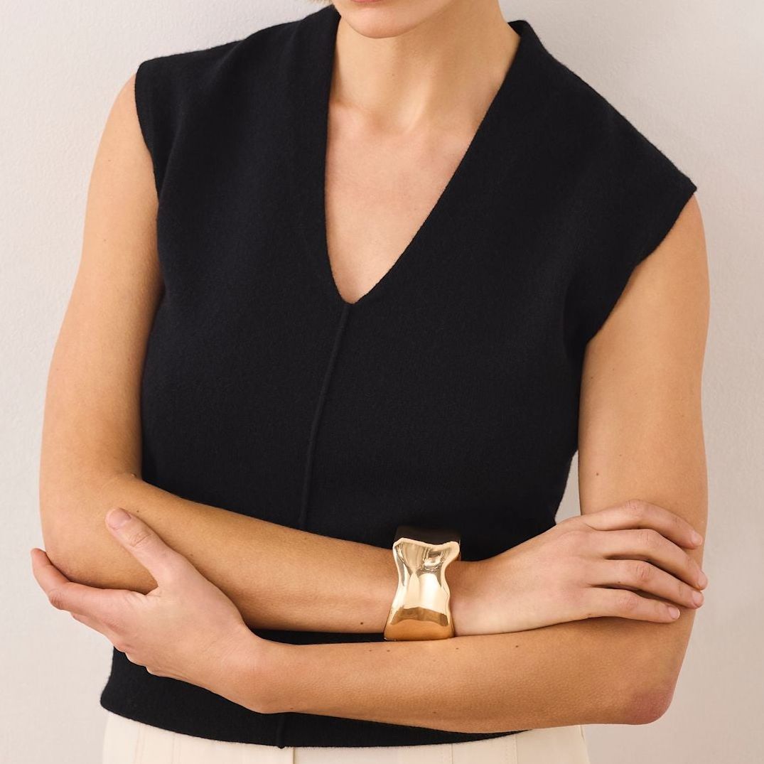 Black Sleeveless Knit Top