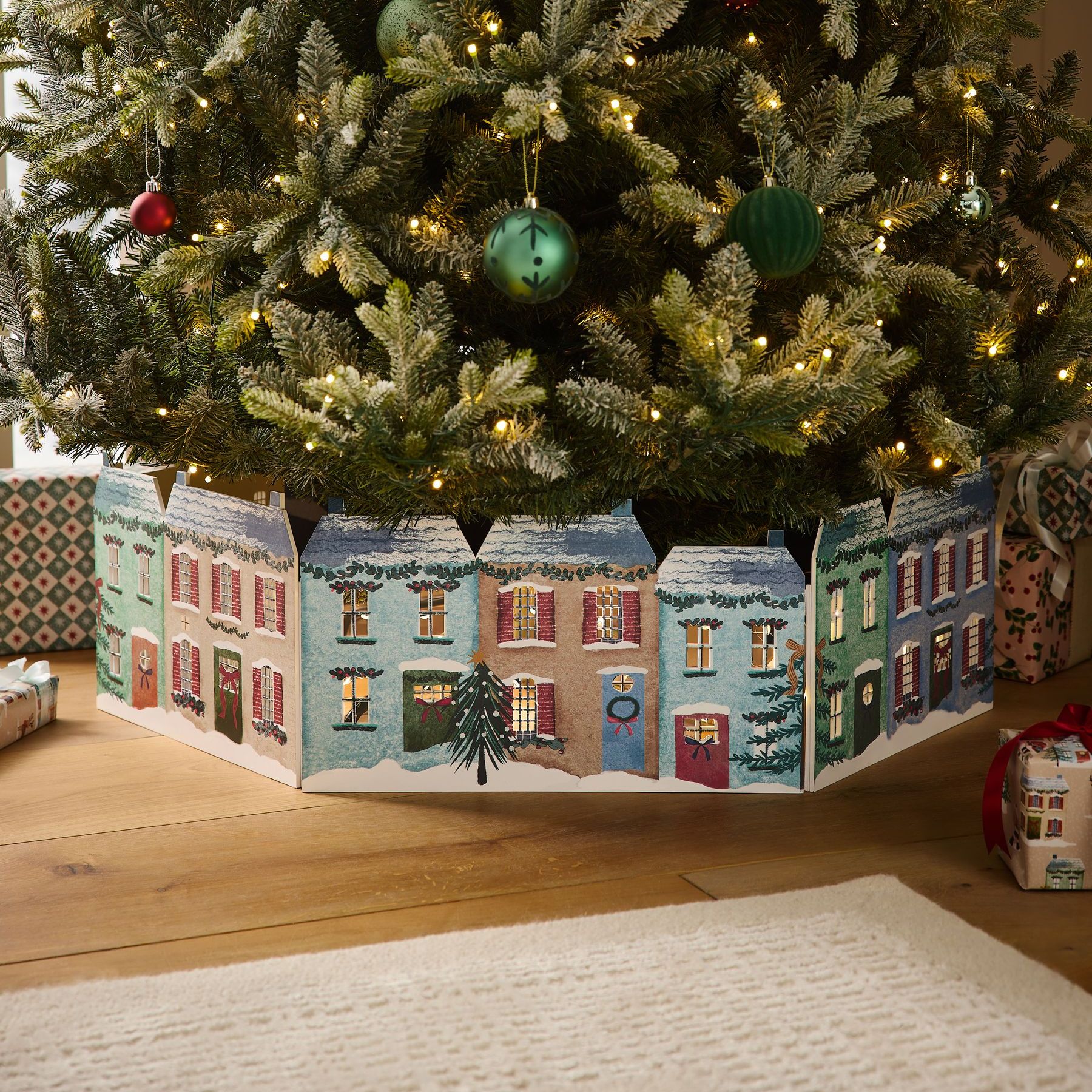 House Scene Light Up Wooden Tree Skirt - Size One