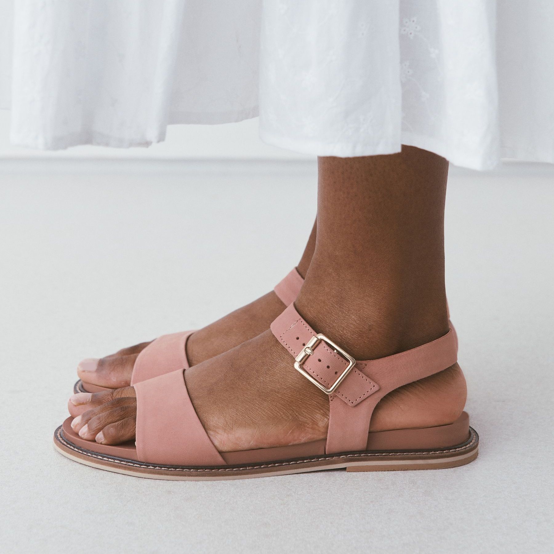Blush Pink Flexi Comfort Round Toe Footbed Buckle Detail Sandals - Size 3.5 Eu 36