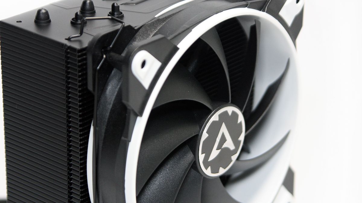 Arctic Freezer 33 TR CPU Cooler Review - Tom's Hardware | Tom's