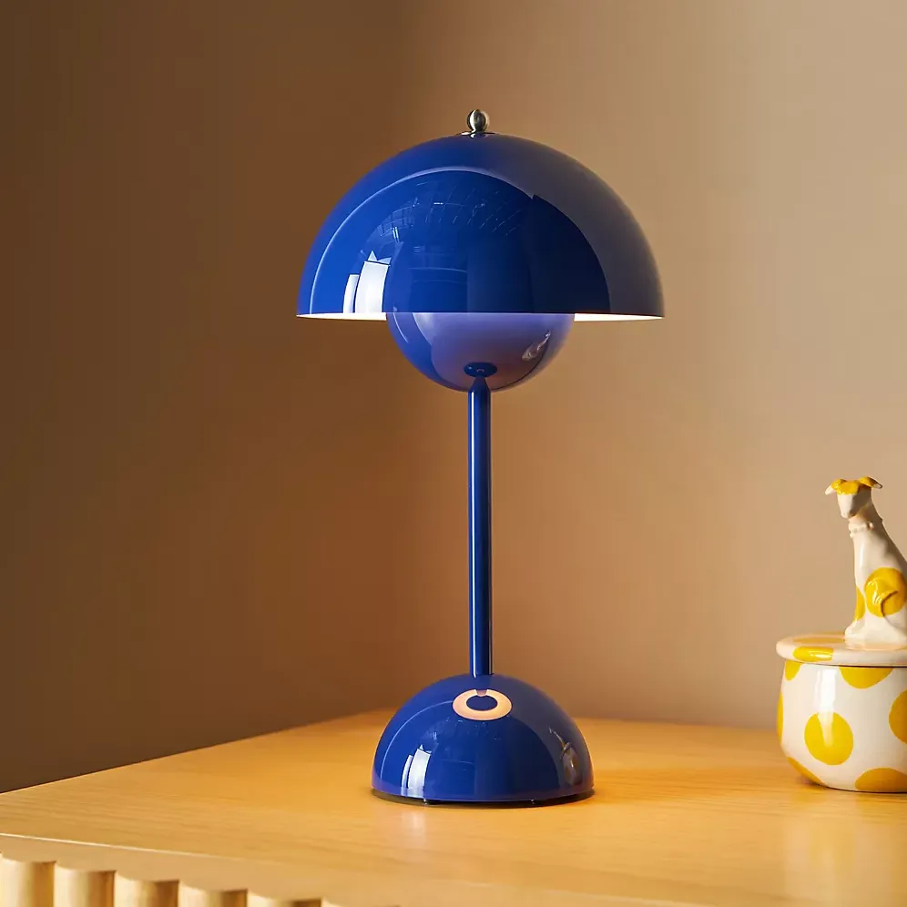 Flowerpot V9 Cordless Rechargeable Led Table Lamp