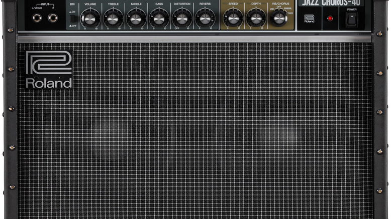 Review: Roland JC-40 Jazz Chorus Guitar Amp — Video | Guitar