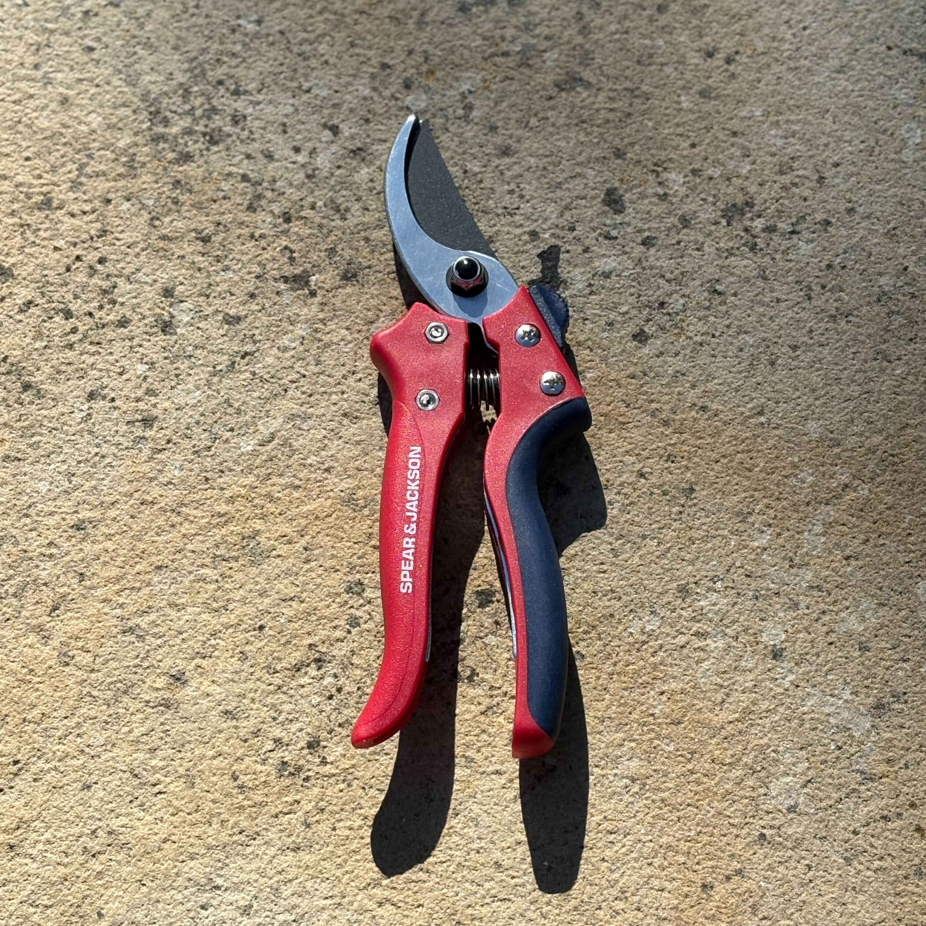Spear &amp;amp; Jackson Razorsharp Advantage Bypass Secateurs