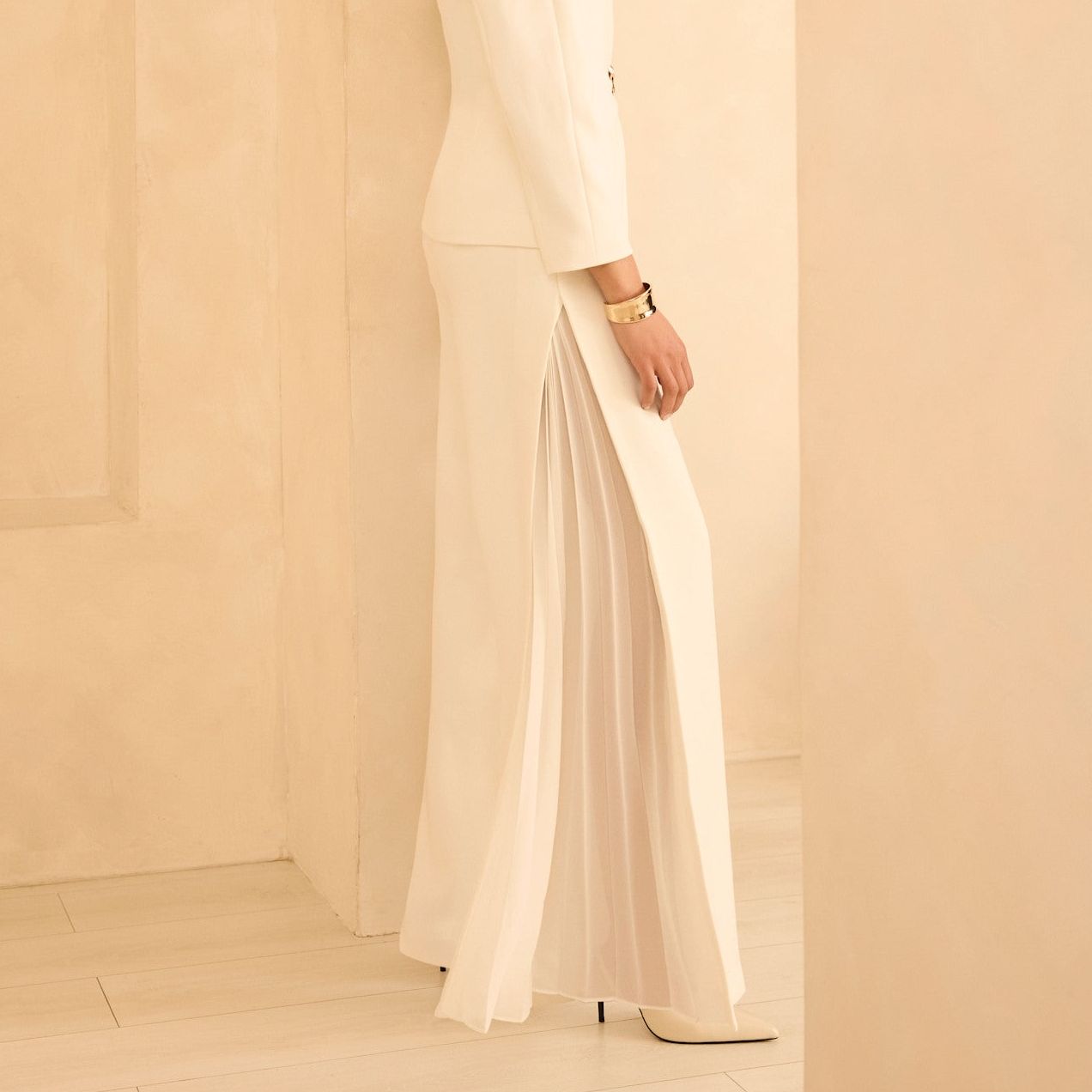 Cream Pleat Detail Trousers
