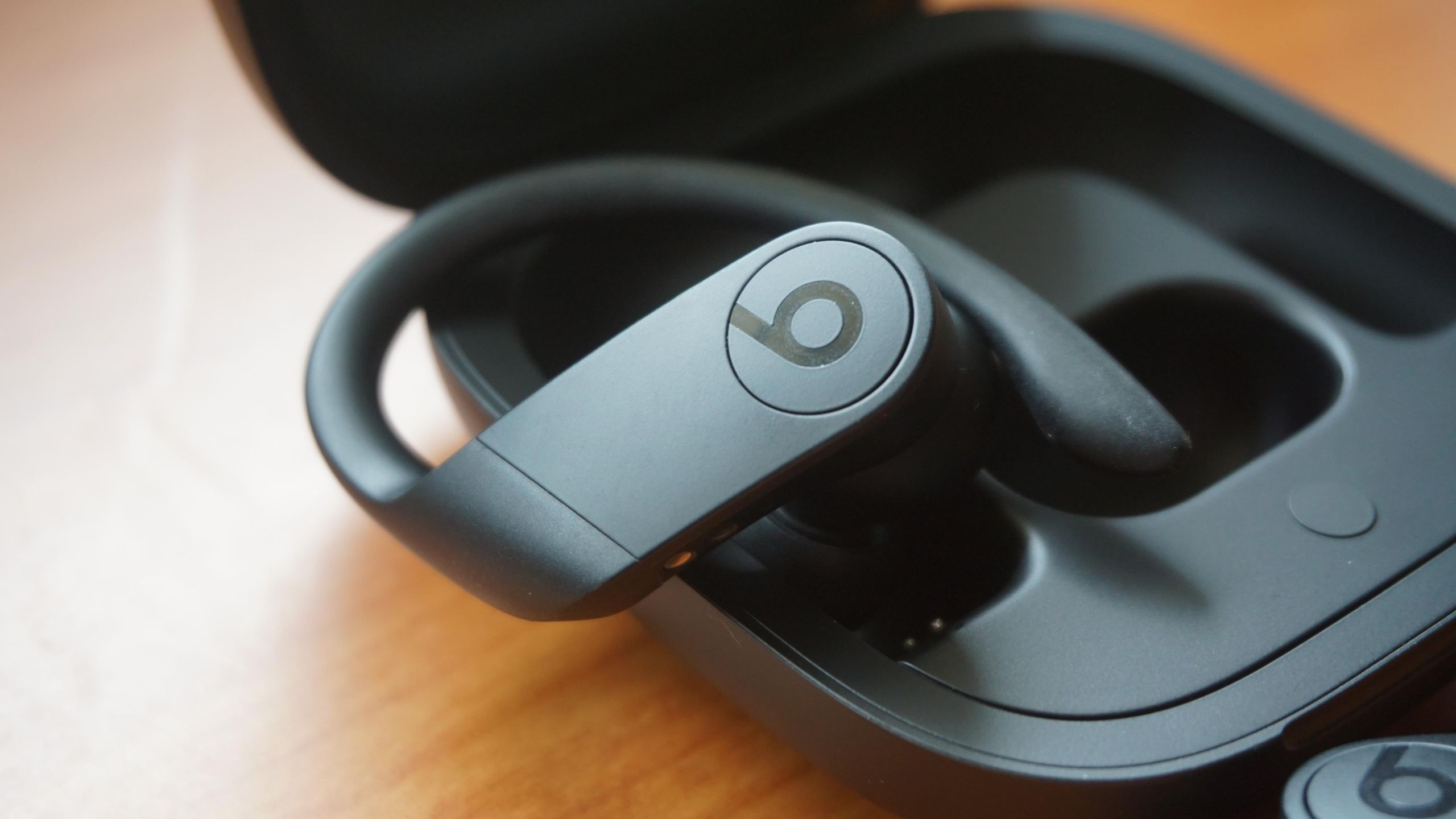 純正 Apple Powerbeats Pro 2 Powerbeats Pro 2 – ハイパフォーマンスイヤフォン – エレクトリック