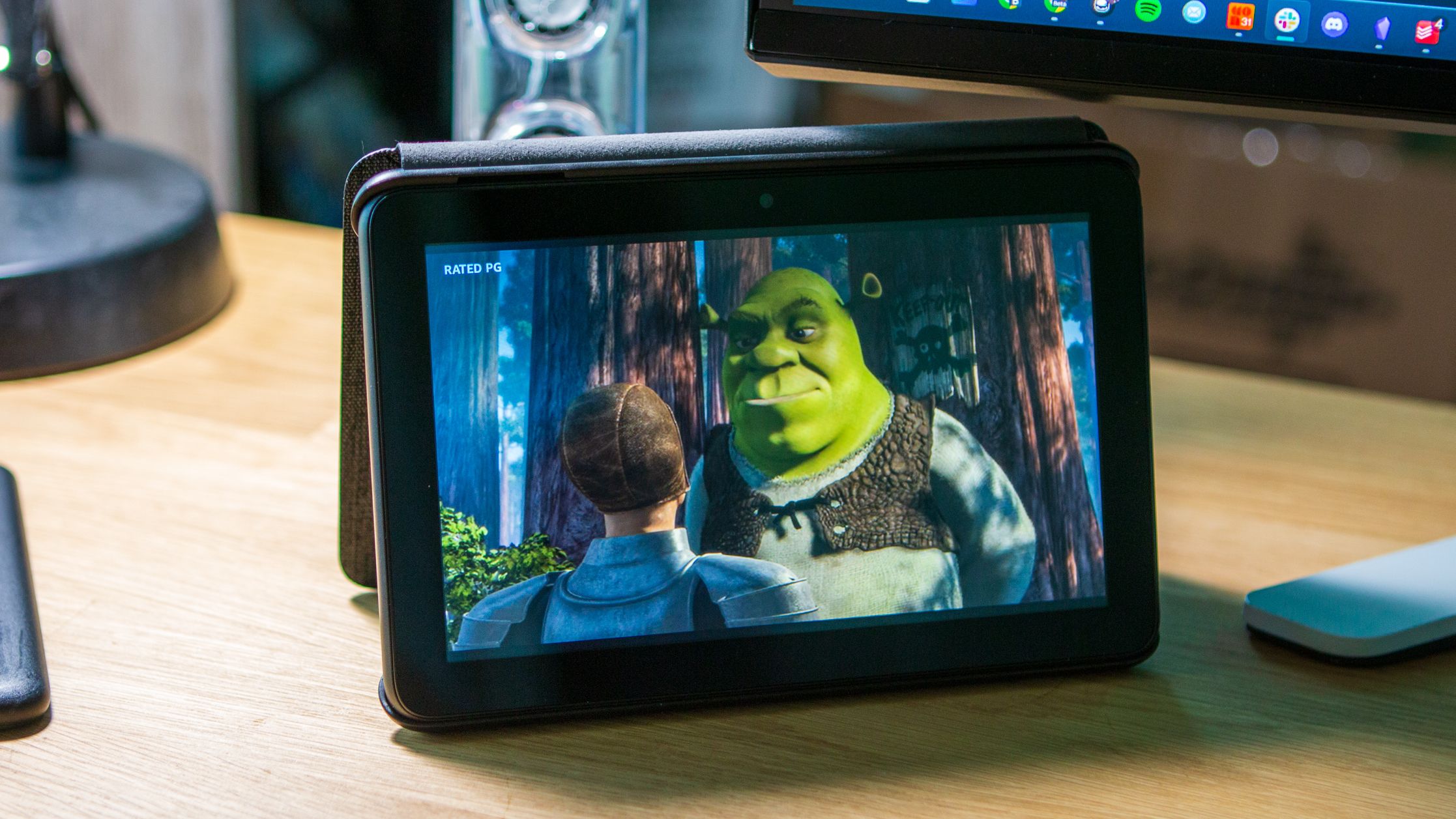 Amazon Fire 7 (2022) playing Shrek on desk
