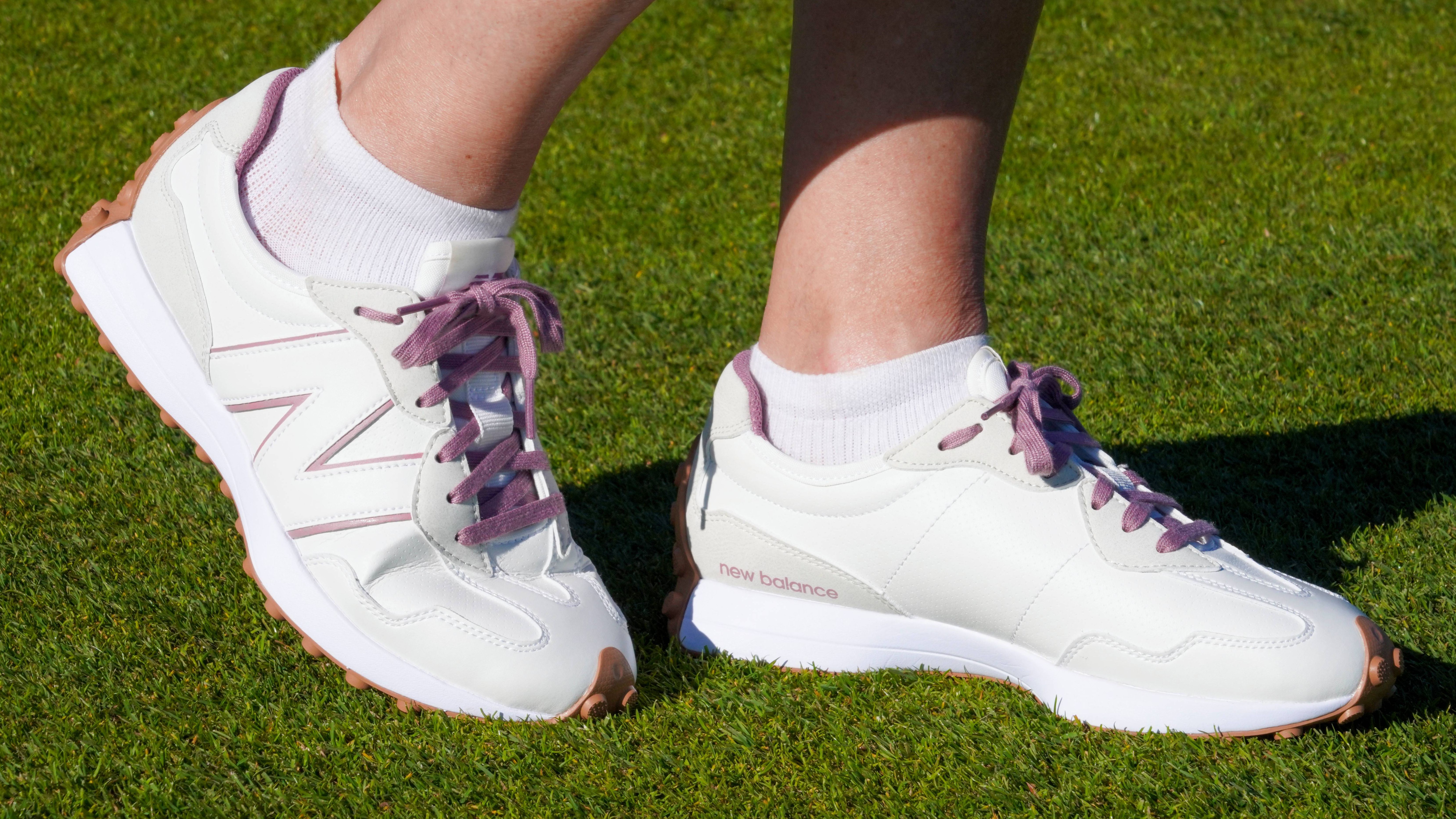 New Balance Women's 327 Golf Shoe