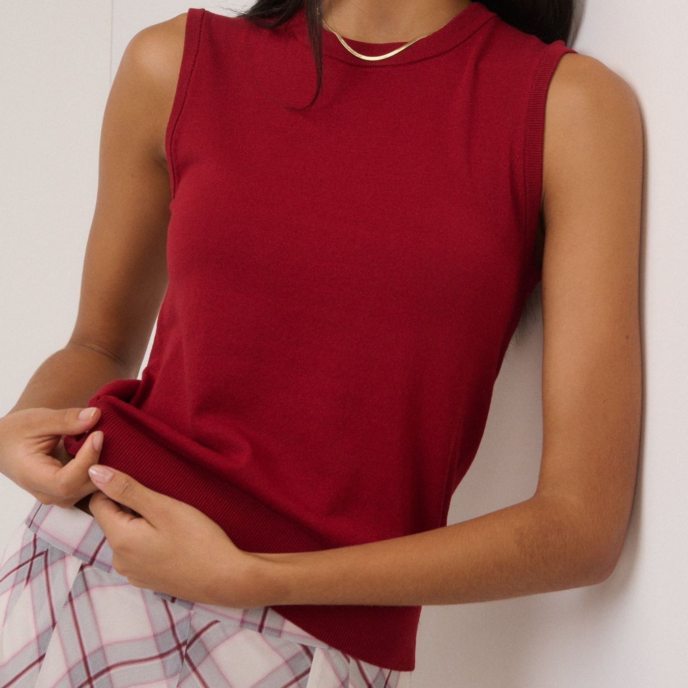 Red Crew Neck Knitted Vest