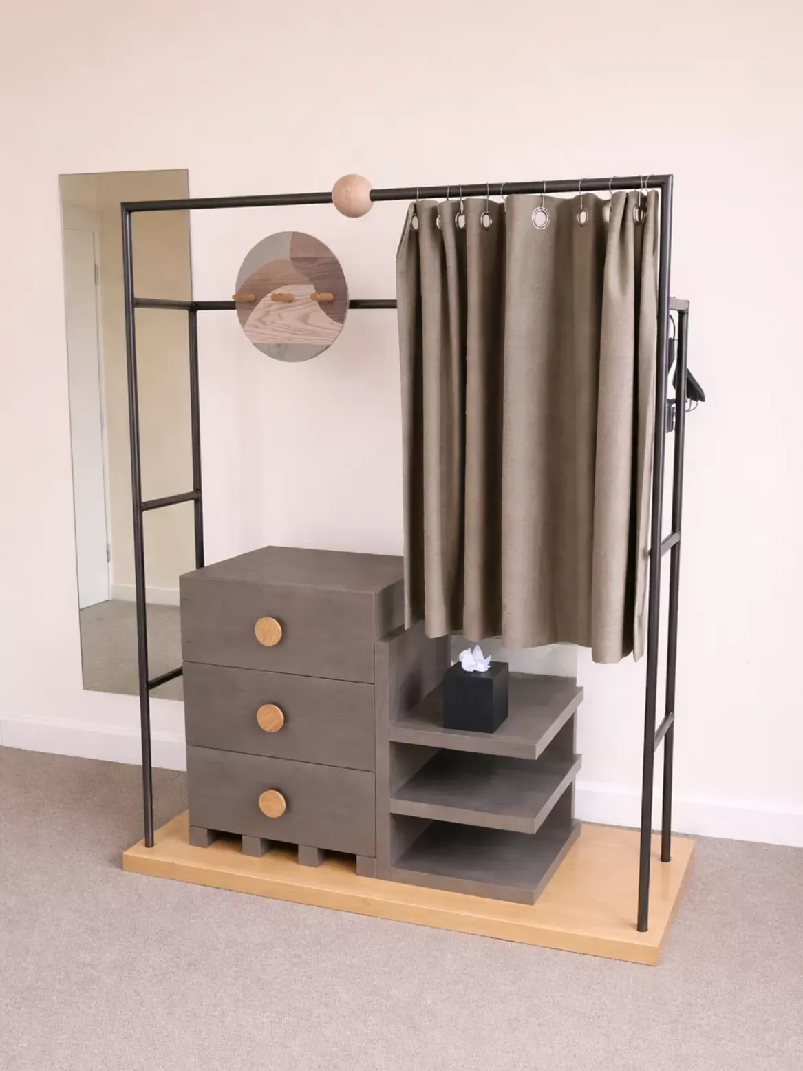 Bidspotter, Sculptural, bespoke wardrobe unit by A-nrd