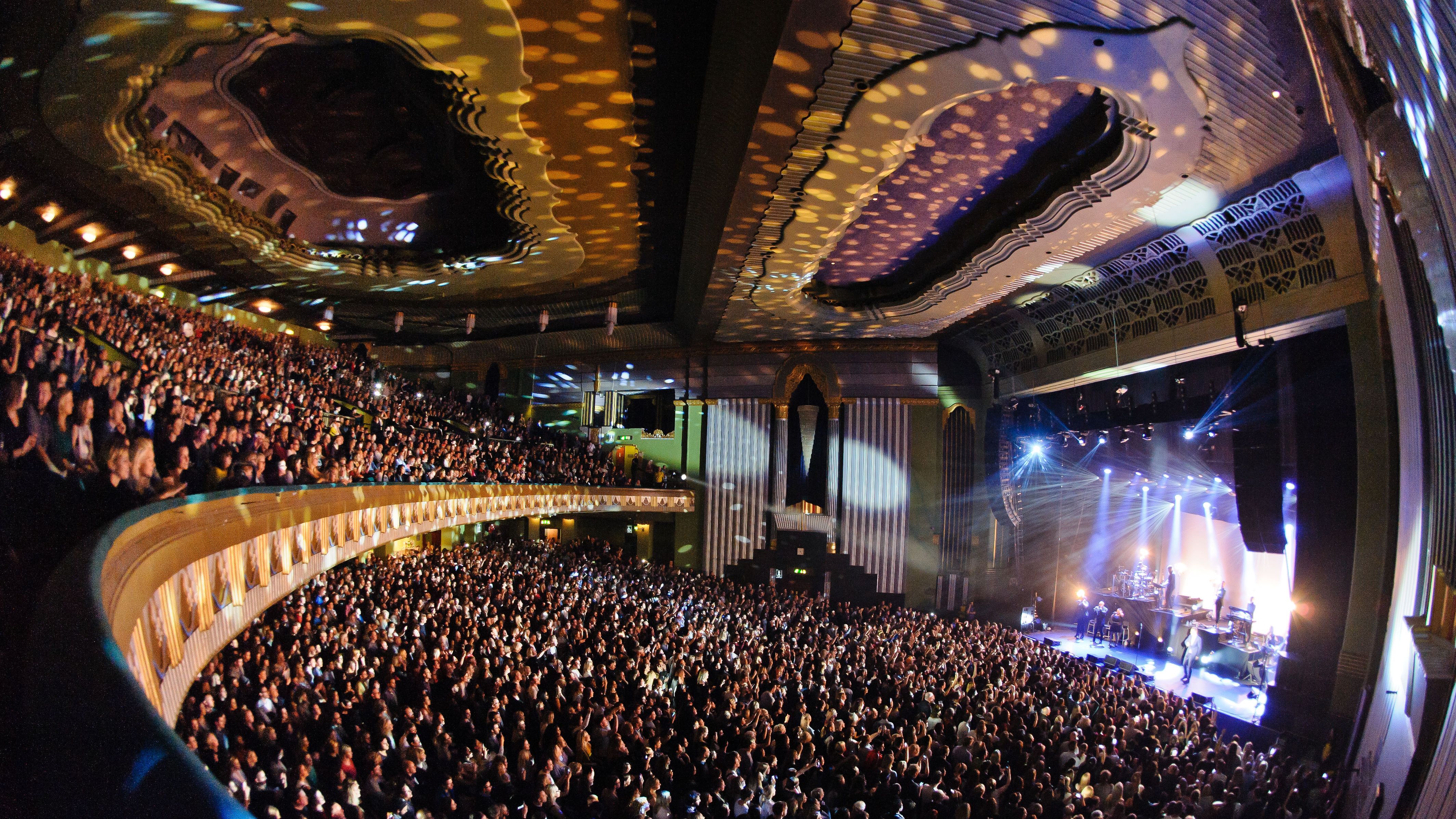 LONDON, UNITED KINGDOM - NOVEMBER 06: Sam Smith performs on stage at Eventim Apollo, Hammersmith on November 6, 2014 in London, United Kingdom. (Photo by Joseph Okpako/Redferns via Getty Images)