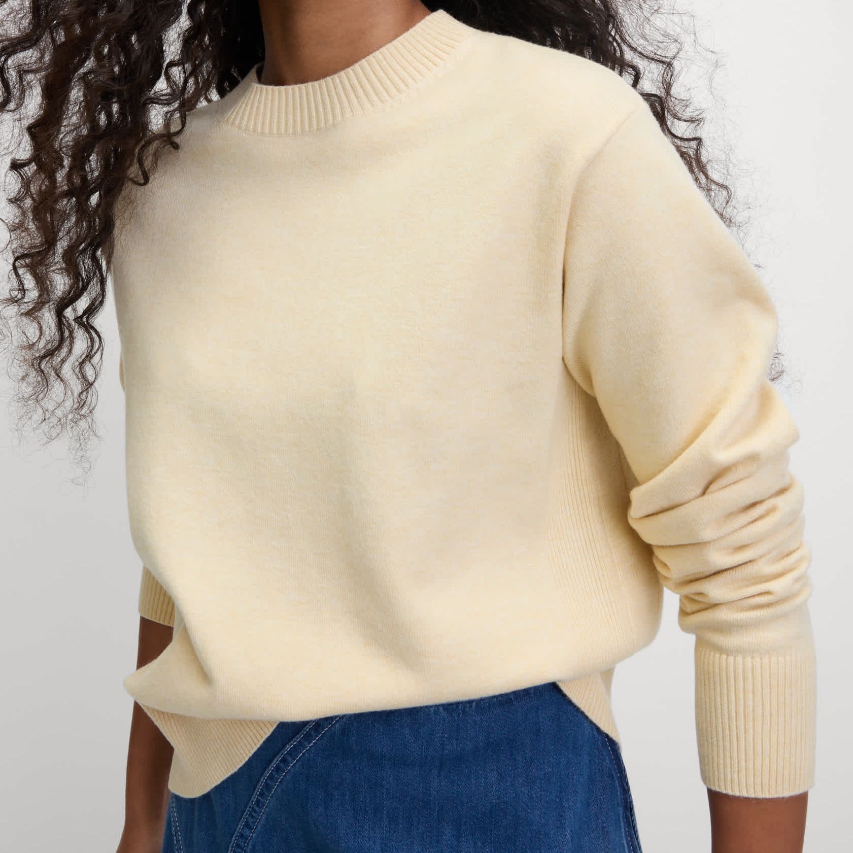 Air-Yarn Crew Neck Jumper