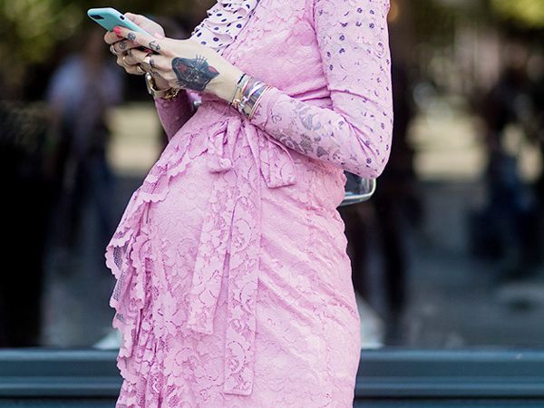 Stylish Maternity Dresses for a Baby Shower | Who What Wear Stylish Maternity Dresses for a Baby Shower | Who What Wear