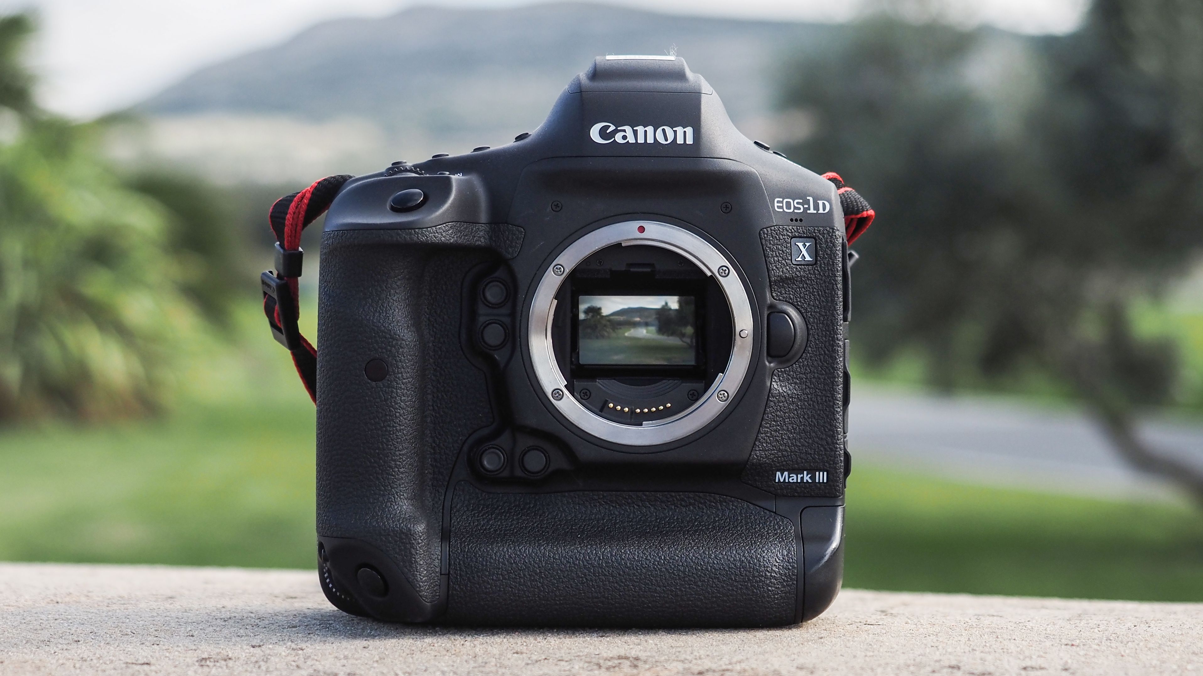 Canon EOS-1D X Mark III