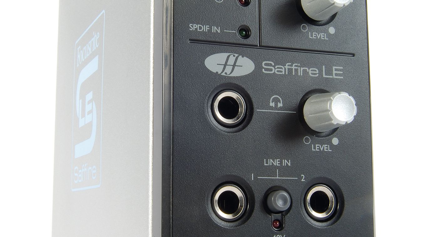 【名機】Focusrite Saffire LE ＋ (ケーブル2種・電源付) Focusrite Saffire LE review | MusicRadar
