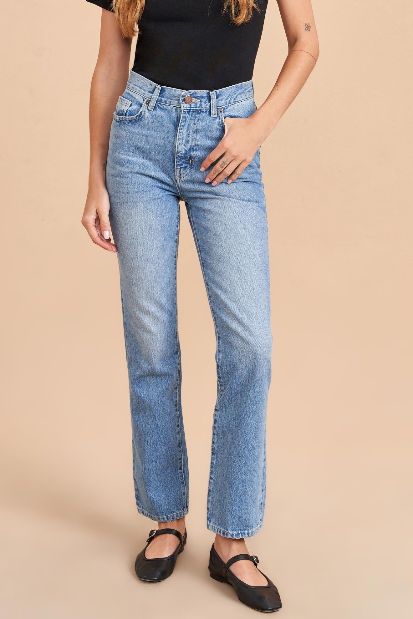 Molly High-Rise Straight Jean 23 in Blue