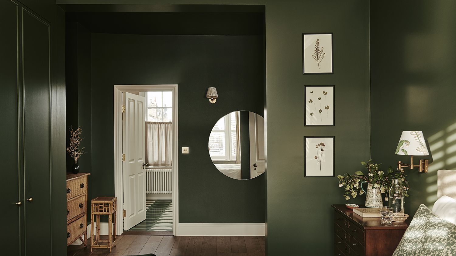 Green Bedroom Ideas  15 Designs to Exhibit an Elegant Color | Livingetc