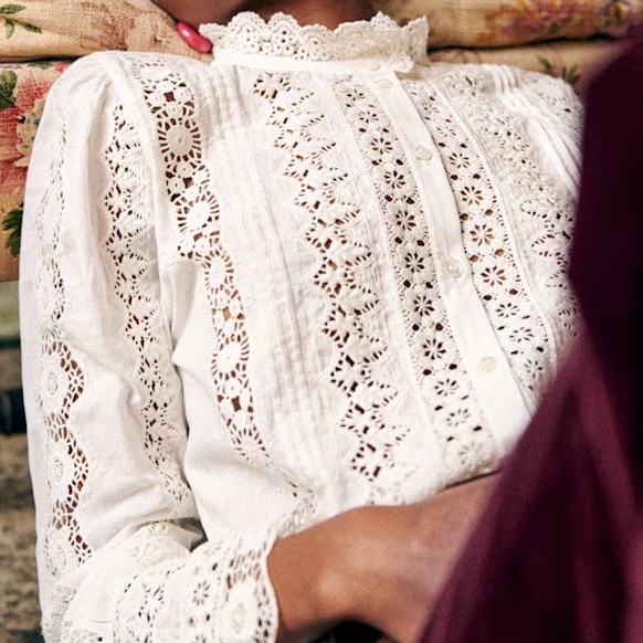 S&amp;eacute;zane, white button up blouse
