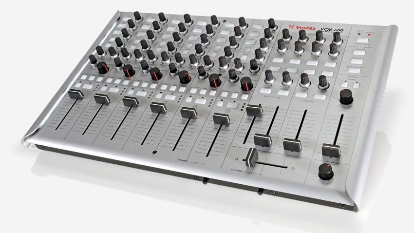 VESTAX VCM-600 MIDI コントローラー　Ableton対応 5977b3f6426fd9d77dd90230b0d6b0
