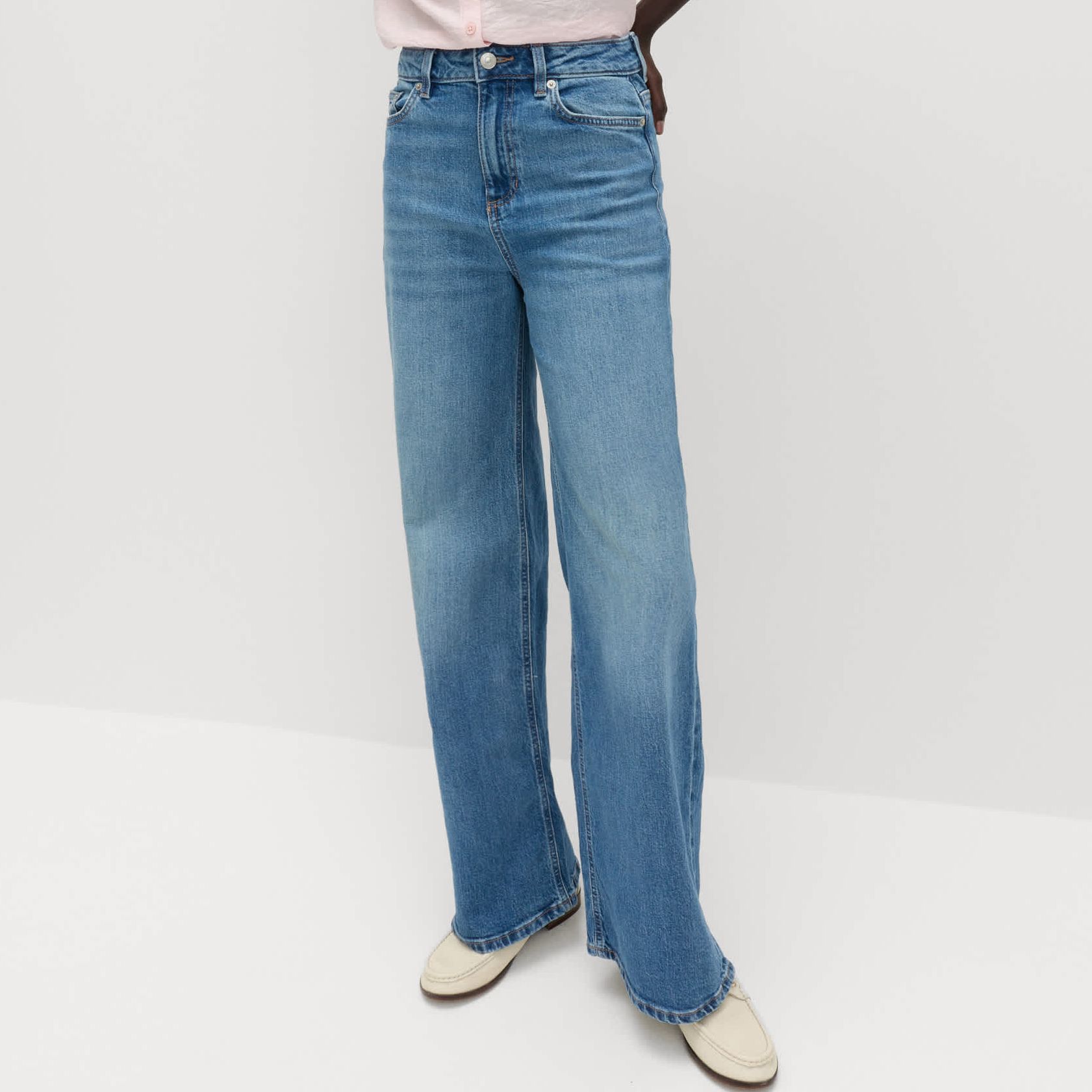 The Wide-Leg Jeans